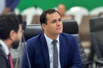 lucas-campelo-comemora-avanco-das-creches-de-tempo-integral-e-anuncia-nova-unidade-noturna-para-1.000-criancas