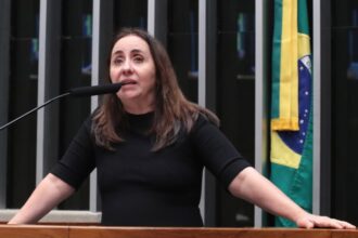 comissao-aprova-novas-regras-para-atendimento-de-saude-a-presos-e-uso-de-telemedicina