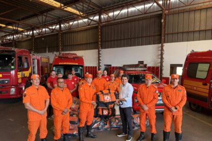 dep-prof.-junior-geo-entrega-250-mil-em-emenda-parlamentar-ao-corpo-de-bombeiros-do-tocantins