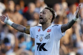 neymar-decide-com-golaco,-santos-bate-vasco-e-deixa-lanterna-do-brasileiro