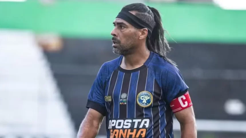 lembra-dele?-ex-flu-e-goias-busca-novo-clube-aos-48-anos
