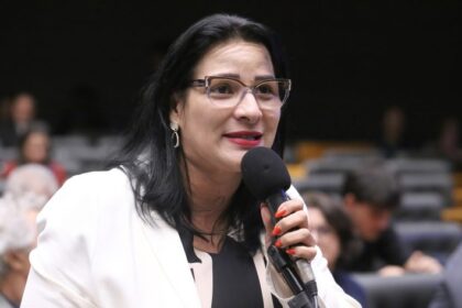 comissao-de-saude-aprova-proposta-de-estrategia-para-cuidado-de-pessoas-idosas