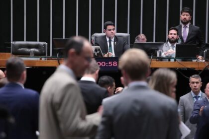 deputados-analisam-projeto-que-facilita-acesso-ao-seguro-de-exportacao;-acompanhe