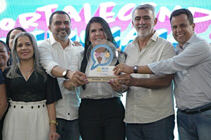 aleto-acompanha-governador-em-agenda-com-foco-na-educacao-e-seguranca-publica-em-dianopolis