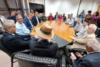 prefeitos-se-reunem-com-conselheiros-do-tce-e-relatam-preocupacoes-com-deficits-financeiros-orcamentarios