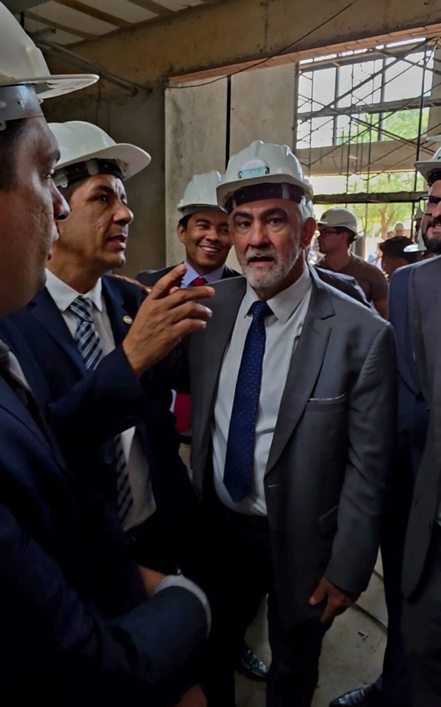 deputado-valdemar-junior-participa-de-vistoria-as-obras-do-novo-anexo-da-assembleia-legislativa