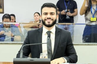 leo-apresenta-pl-para-viabilizar-a-instalacao-de-pontos-de-recarga-para-veiculos-eletricos-no-to