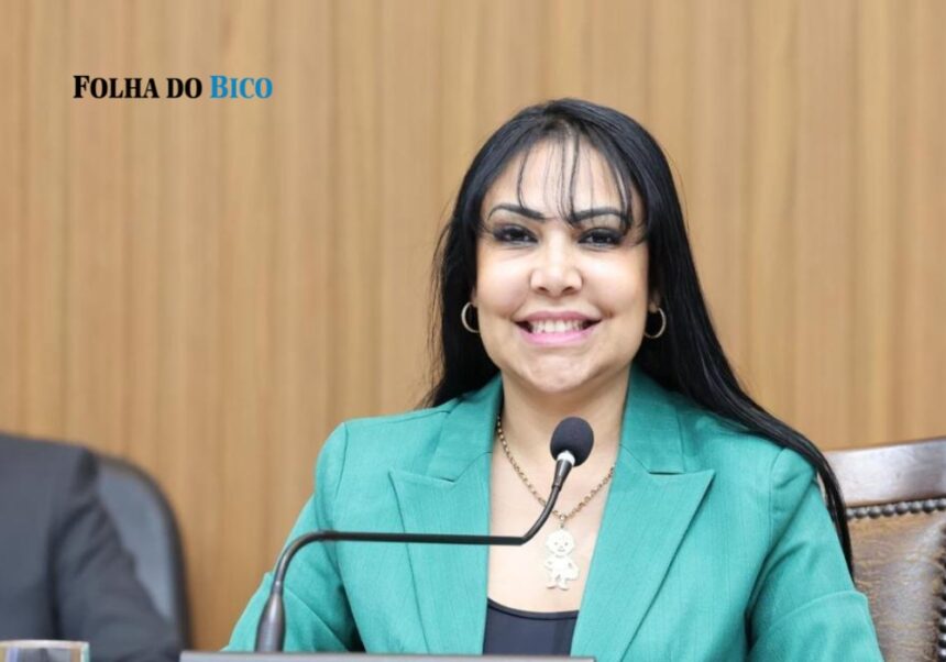 deputada-janad-apresenta-votos-de-aplausos-a-soldado-da-pm-por-atuacao-heroica-em-incendio-em-palmas