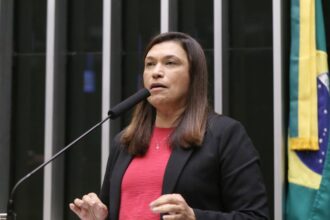 comissao-aprova-politica-de-inclusao-digital-para-municipios-com-recursos-do-fust