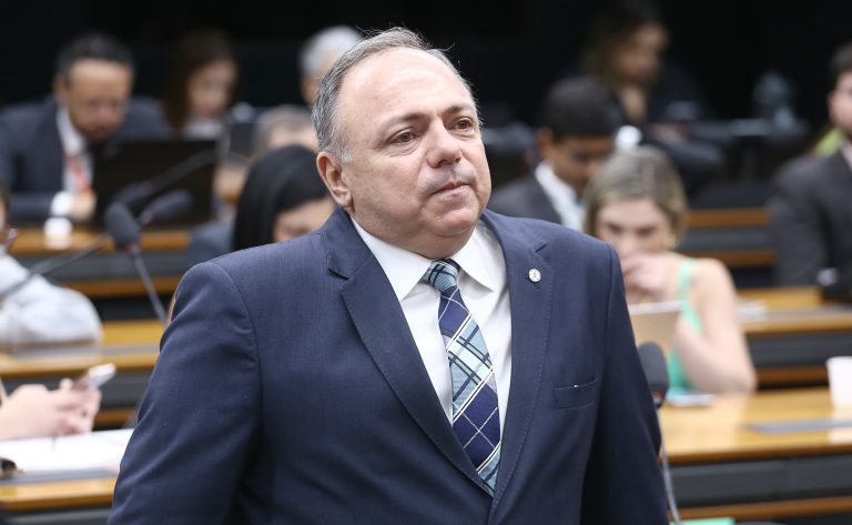 comissao-aprova-criacao-de-escolas-civico-militares-profissionalizantes