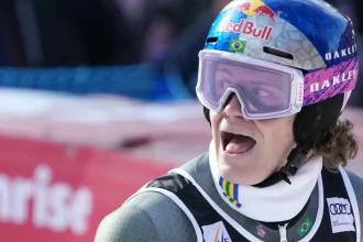 lucas-pinheiro-conquista-2o-ouro-do-brasil-na-copa-do-mundo