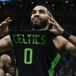 tatum-volta-apos-lesao-em-vitoria-dos-celtics;-doncic-faz-44-e-lidera-triunfo-dos-lakers-na-nba