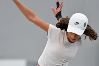 rayssa-leal-cai-e-fica-fora-do-podio-no-mundial-de-skate-em-sao-paulo