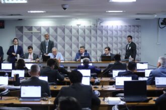 convocados-nao-comparecem-e-cpmi-do-inss-adia-depoimentos