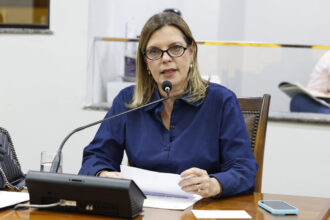 aleto-aprova-pedido-de-claudia-lelis-para-criacao-de-centro-de-hemodialise-no-sudeste