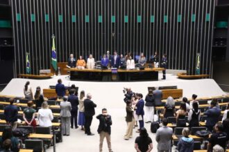 deputados-lancam-carta-compromisso-para-incluir-a-protecao-animal-no-debate-eleitoral