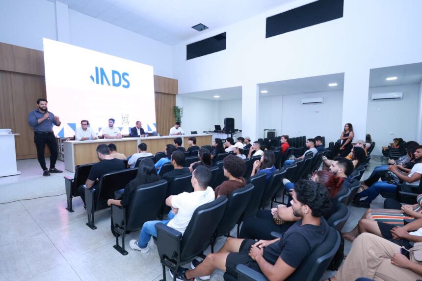 prefeitura-de-palmas-inicia-cursos-gratuitos-de-inteligencia-artificial-e-social-media-para-jovens-da-capital
