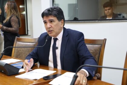 junior-geo-cobra-explicacoes-sobre-insalubridade-de-asgs-do-hospital-e-maternidade-dona-regina