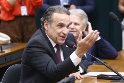 comissao-aprova-descontos-na-cnh-para-pcds,-idosos-e-beneficiarios-de-programas-sociais