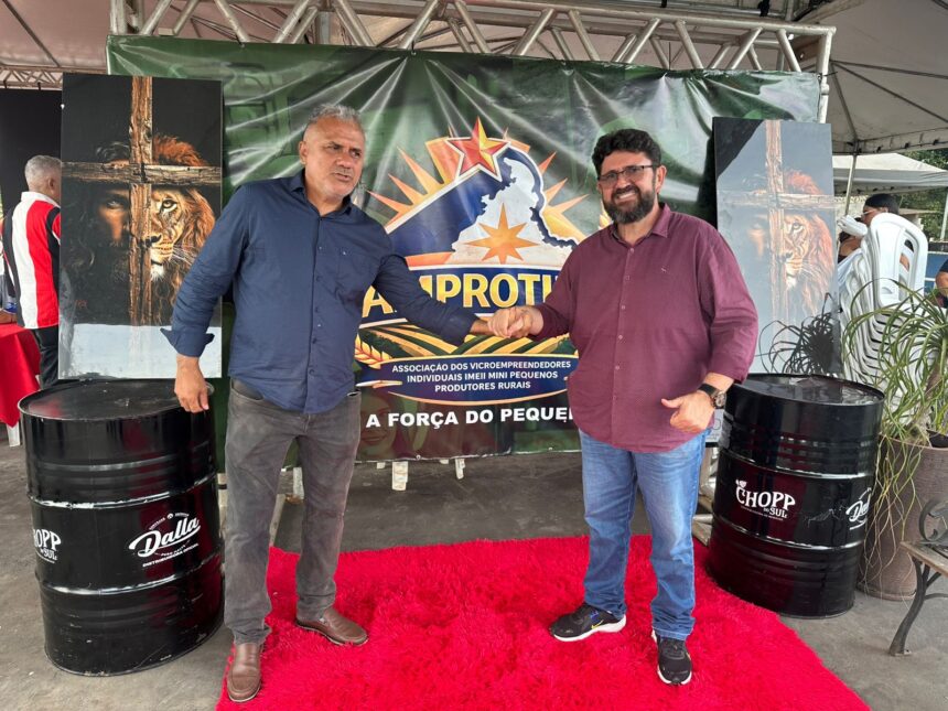 com-representacao-de-marcos-junior,-pastor-roberto-rocha-marca-presenca-no-lancamento-da-amprotins