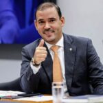 vicentinho-junior-dispara-na-pre-corrida-ao-governo-do-tocantins-e-consolida-crescimento-politico-em-todo-o-estado