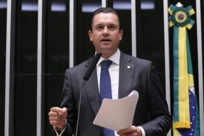 camara-aprova-medidas-para-coibir-“golpe-do-falso-advogado”