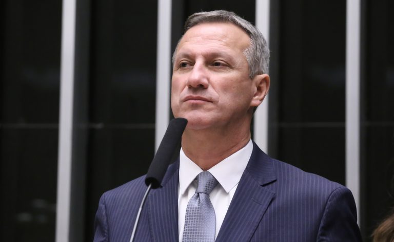 camara-aprova-autorizacao-para-estabelecimento-comercial-divulgar-imagens-de-pessoas-flagradas-cometendo-crime