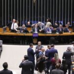 camara-aprova-regime-de-urgencia-para-12-projetos-de-lei