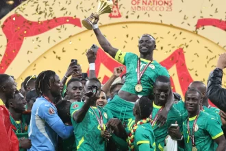 confederacao-retira-titulo-do-senegal-e-declara-marrocos-campeao
