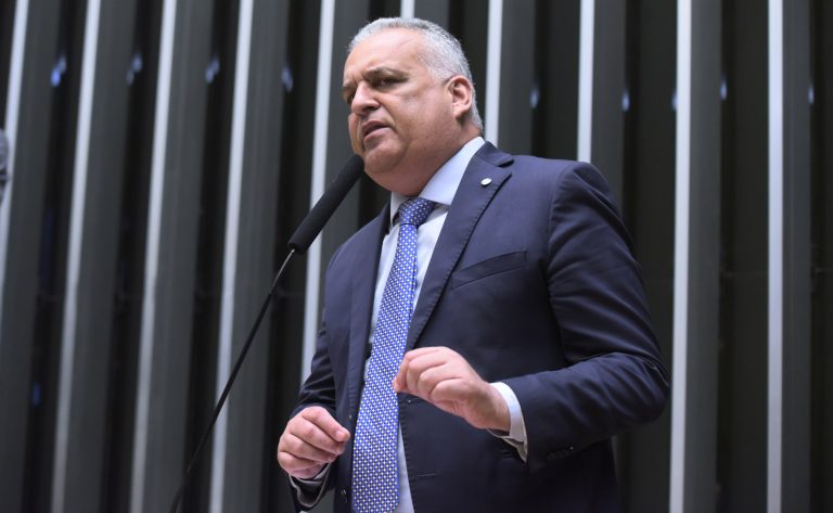 camara-aprova-aumento-de-pena-para-furto,-roubo,-receptacao-e-latrocinio