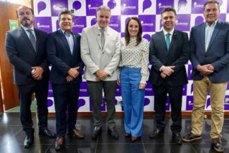 eduardo-siqueira-campos-assume-presidencia-do-podemos-no-tocantins-em-agenda-partidaria-em-brasilia