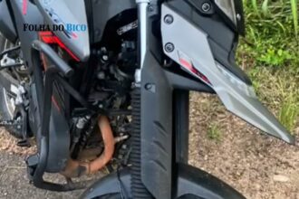 araguatins:-suspeito-foge,-tenta-atropelar-policiais-e-acaba-preso-com-arma-e-drogas