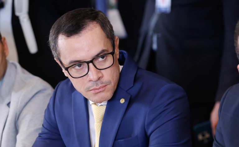 comissao-aprova-prazo-de-60-dias-para-inicio-de-tratamento-de-autismo-no-sus-e-em-planos-de-saude