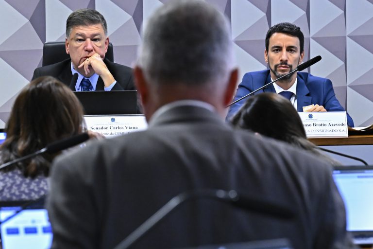 cpmi-aponta-indicios-de-fraude-apos-suspensao-de-acordo-do-banco-c6-com-inss