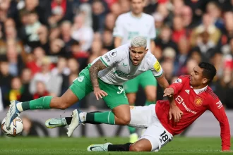 apos-saida-de-casemiro,-outro-brasileiro-pode-reforcar-o-united