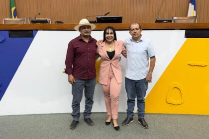 janad-valcari-discute-transporte-universitario-com-vereadores-de-aparecida-do-rio-negro