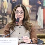 comissao-aprova-projeto-que-criminaliza-divulgacao-de-jogos-perigosos-para-criancas-na-internet