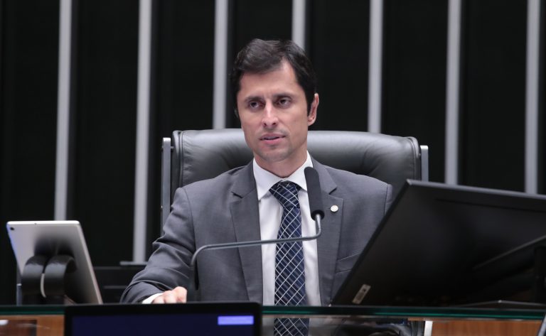 comissao-aprova-proposta-que-exige-acessibilidade-digital-em-contratacao-publica