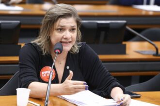 comissao-aprova-isencao-de-taxa-em-concursos-para-beneficiarios-do-fies-e-do-prouni