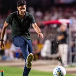 palmeiras-bate-sao-paulo-e-e-lider,-mas-abel-se-irrita-e-e-expulso