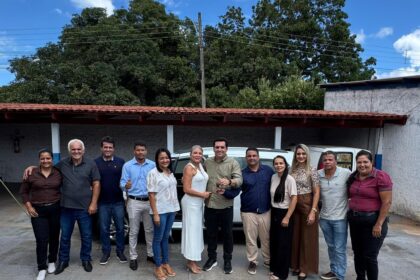 deputado-gutierres-torquato-entrega-veiculo-para-tratamento-de-hemodialise-em-talisma