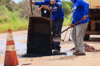 prefeitura-de-palmas-realiza-operacao-tapa-buracos-com-11-equipes-atuando-simultaneamente