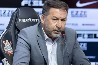 mp-arquiva-investigacao-sobre-cartao-de-augusto-melo-no-corinthians