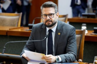 aleto-aprova-projeto-de-enfrentamento-a-violencia-politica-contra-a-mulher