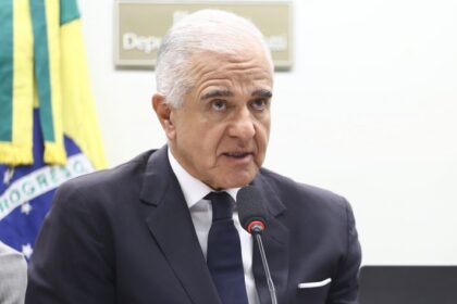 deputado-critica-discrepancia-entre-dados-do-governo-e-do-setor-sobre-pirataria-em-apostas-on-line