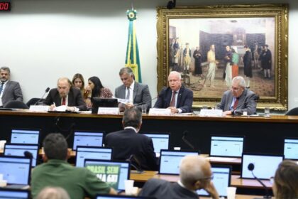 sindicatos-citam-saude-e-produtividade-como-argumentos-para-reduzir-a-jornada-de-trabalho-semanal