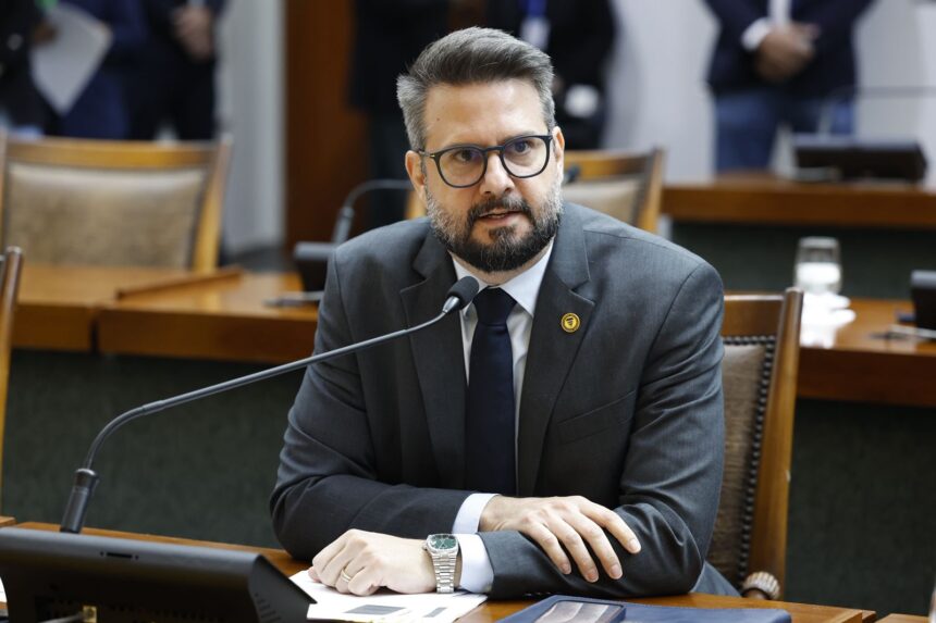 pl-de-mantoan-e-aprovado-e-representa-avanco-ao-combate-a-violencia-politica-de-genero-no-tocantins