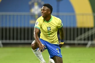 vinicius-jr.-diz-que-selecao-nao-e-favorita-na-copa-e-defende-neymar