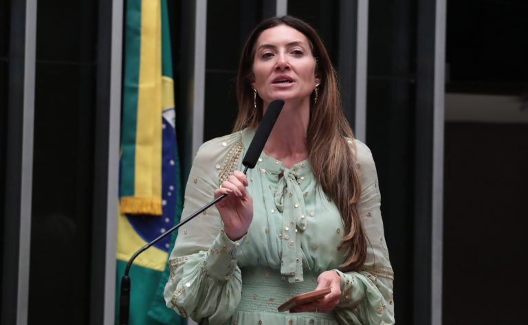 camara-aprova-projeto-que-cria-o-dia-da-autoestima-da-mulher-brasileira