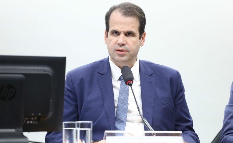 especialistas-defendem-formacao-de-motoristas-com-foco-em-comportamento-e-risco